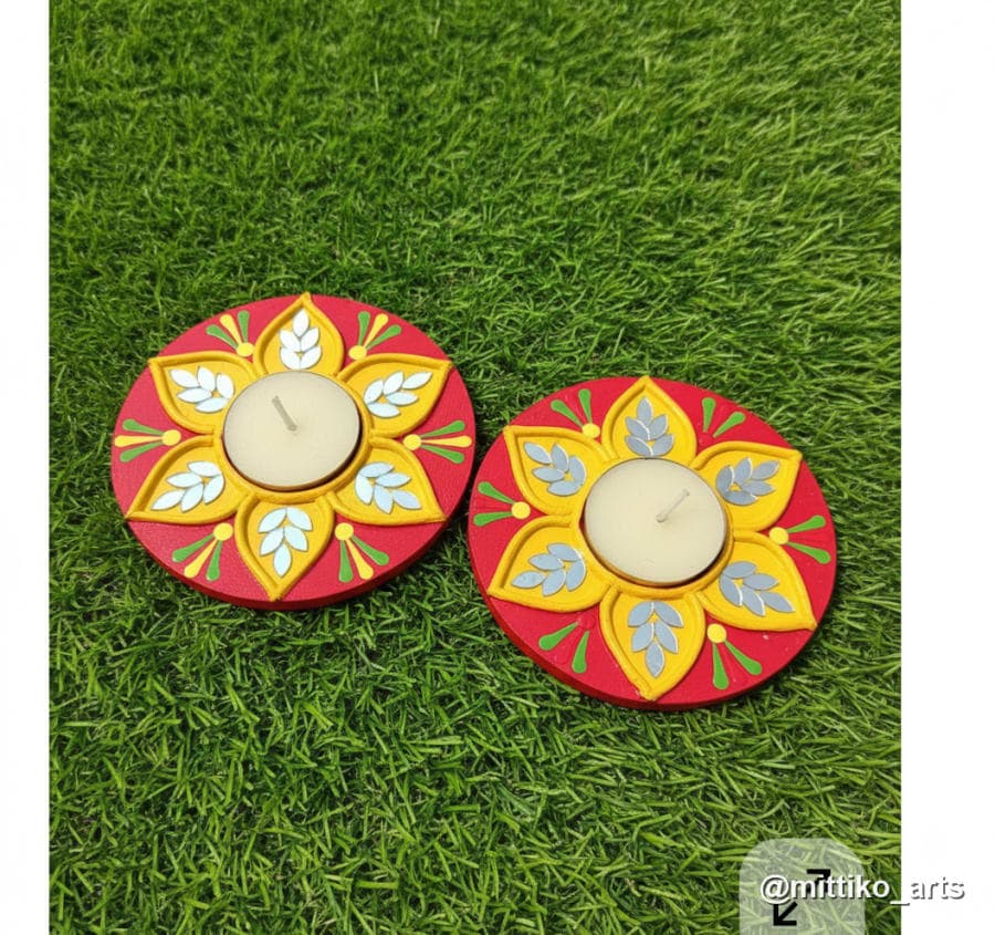 Red Lotus Diya Plate Set of 2 – Yellow Centres